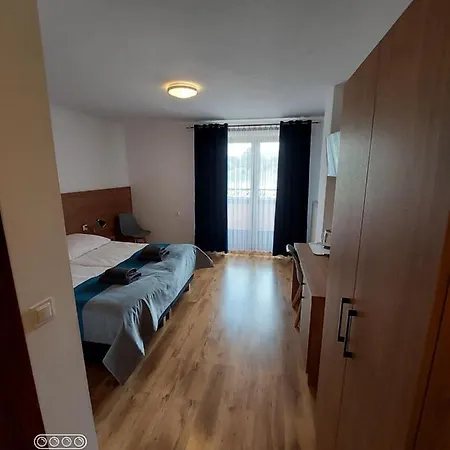 Dziadkowiec Homestay *
